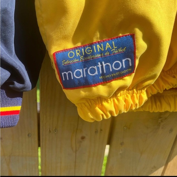 ECUADOR PULLOVER - Picture 2 of 2